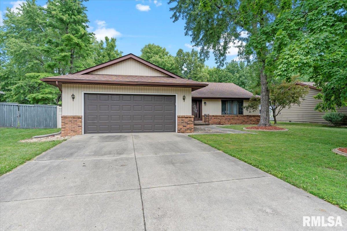 17 Sarah Avenue Springfield, IL 62703 - Photo 4 of 29