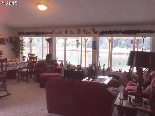 100 River Bend Road, Unit SP33 Reedsport, OR 97467 - Photo 2 of 15