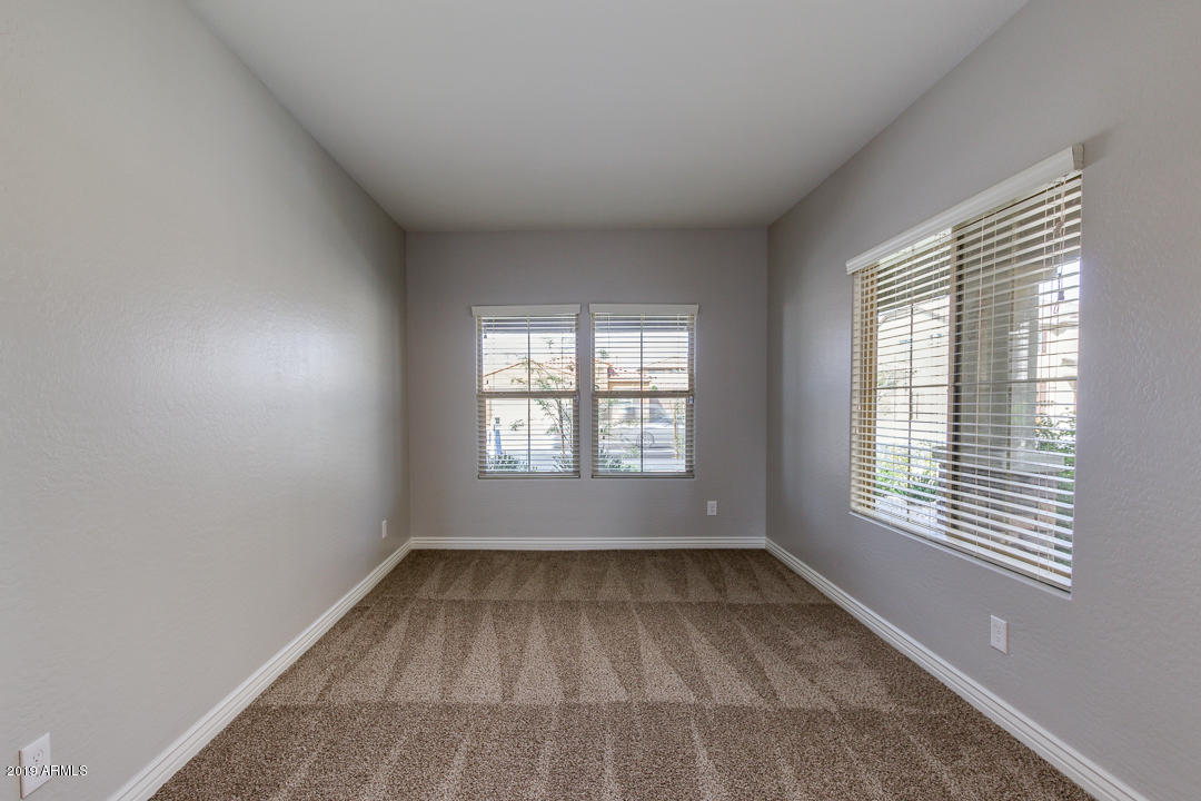 2639 East Mewes Road Gilbert, AZ 85298 - Photo 12 of 35 photo_12