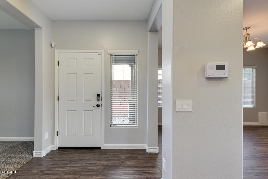 2639 East Mewes Road Gilbert, AZ 85298 - Photo 6 of 35 photo_06