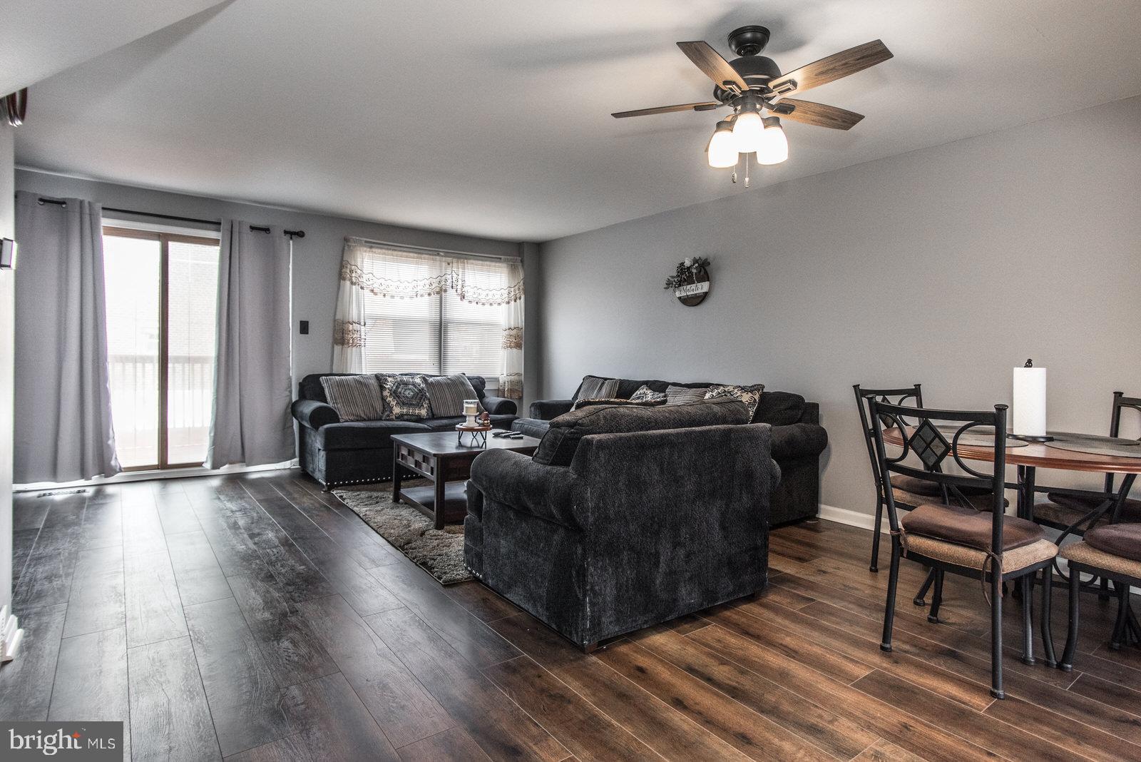 12138 Barbary Road Philadelphia, PA 19154 - Photo 6 of 71