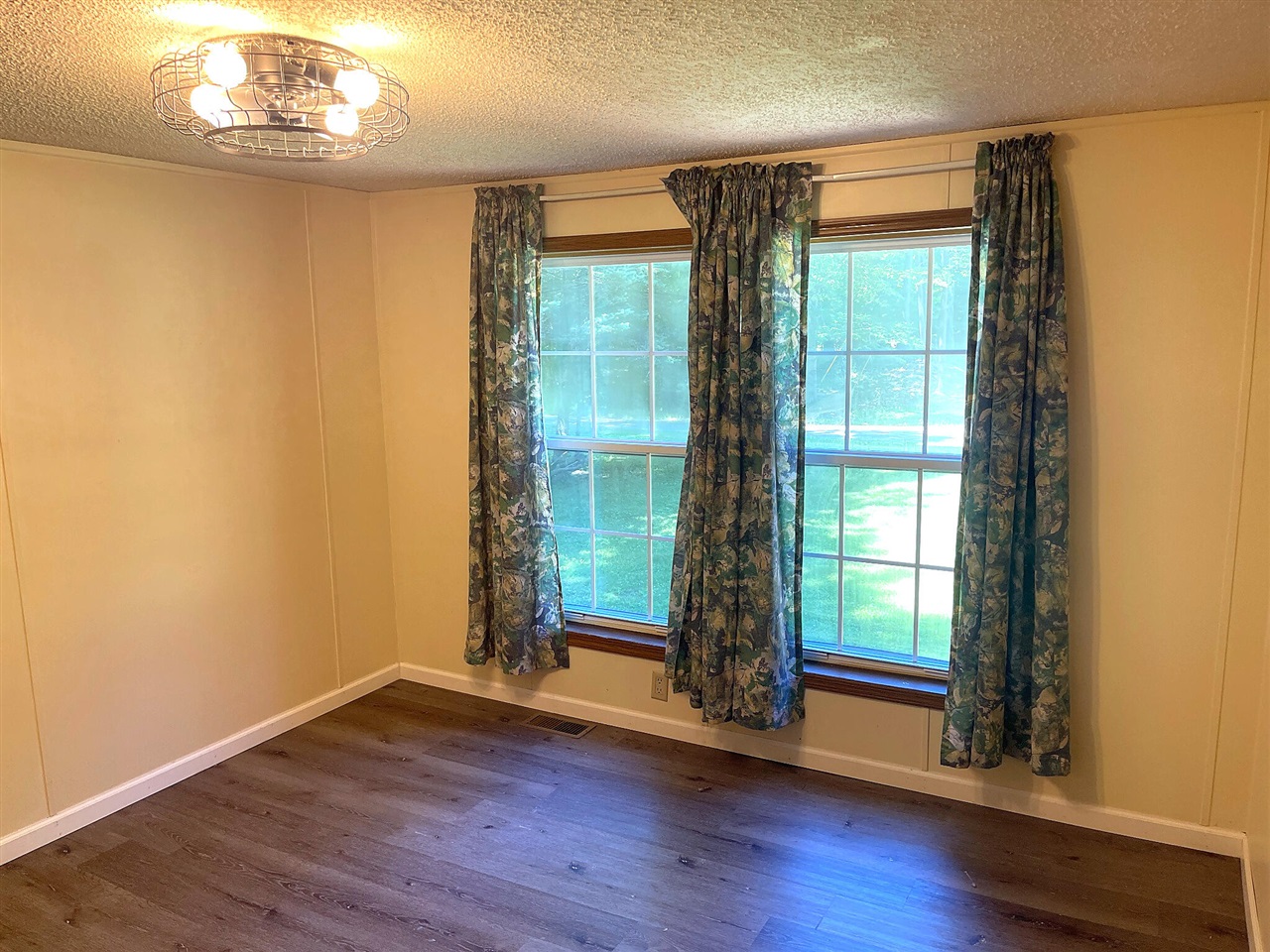 5809 Barnhart Road Ludington, MI 49431 - Photo 16 of 27