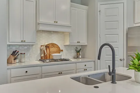 $419,400 | 636 Sand Branch Drive, Conroe, TX 77304