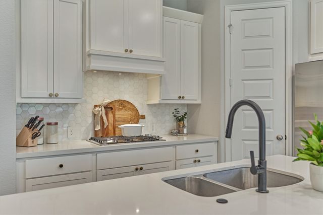 $414,900 | 636 Sand Branch Drive, Conroe, TX 77304