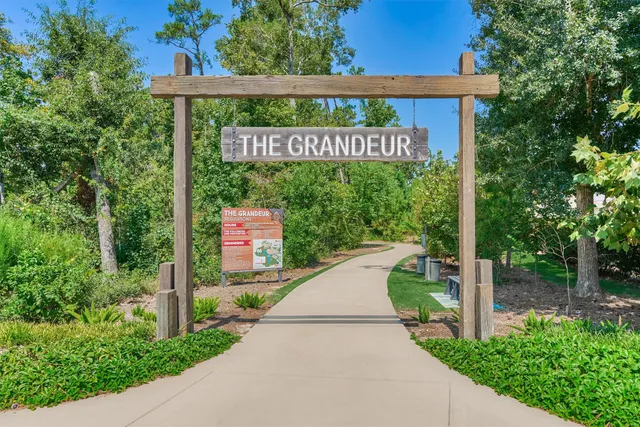 $419,700 | 636 Sand Branch Drive, Conroe, TX 77304