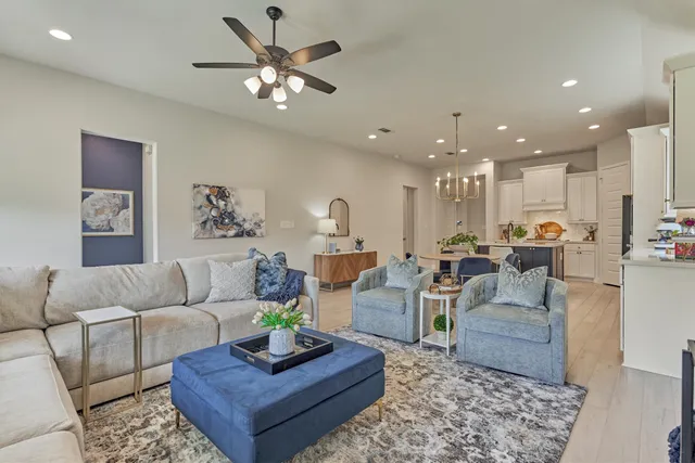 $419,700 | 636 Sand Branch Drive, Conroe, TX 77304