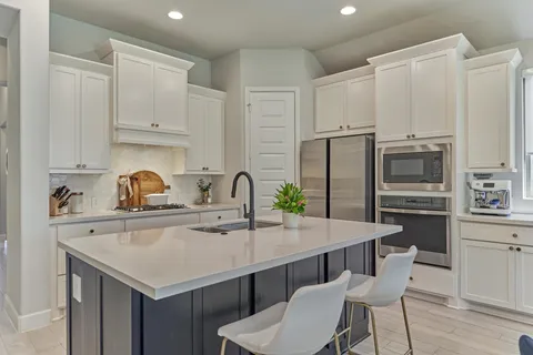 $419,400 | 636 Sand Branch Drive, Conroe, TX 77304