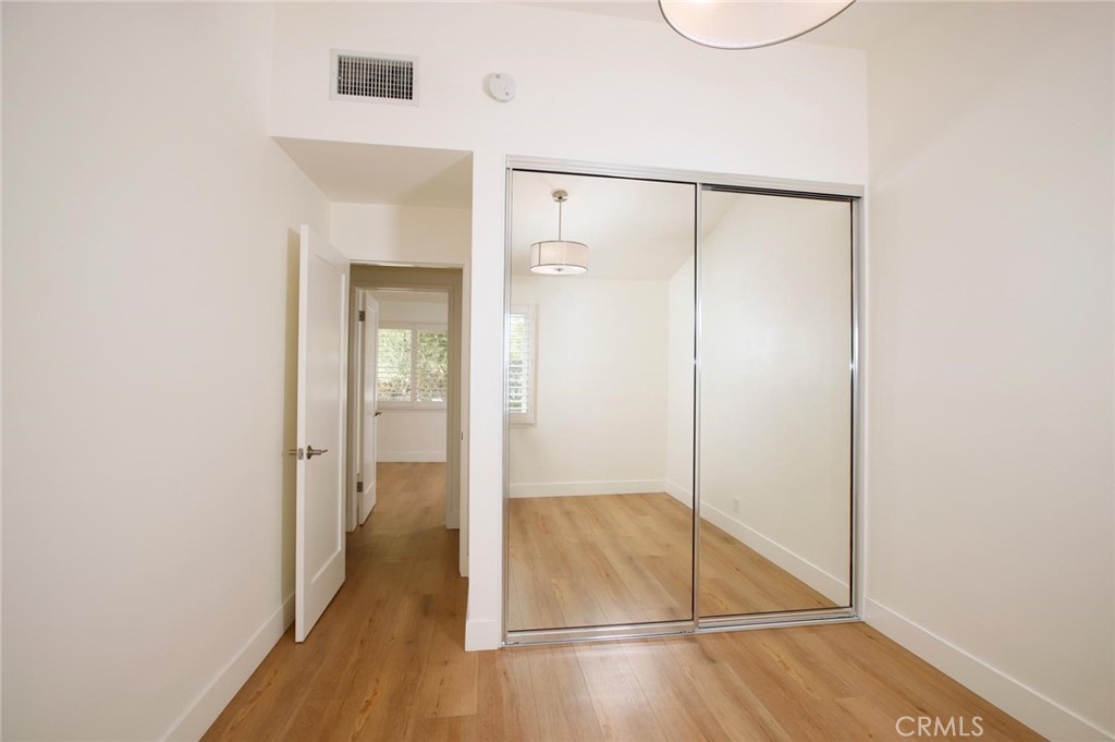 1465 Washburn Road Pasadena, CA 91105 - Photo 17 of 35