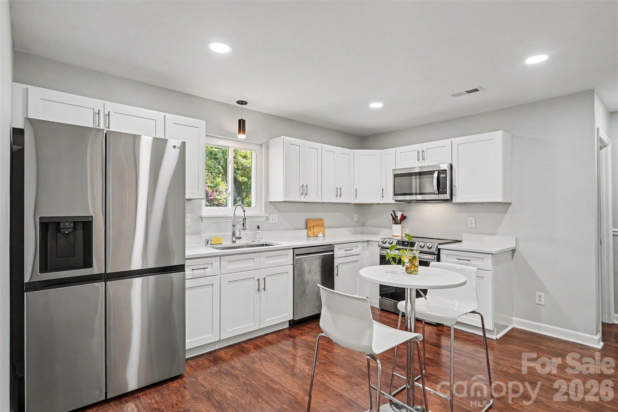 6008 Trysting Road Charlotte, NC 28227 - Photo 15 of 33 Gallery Image 15