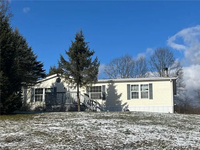 $199,900 | 381 Wilson Road, Avonmore, PA 15618