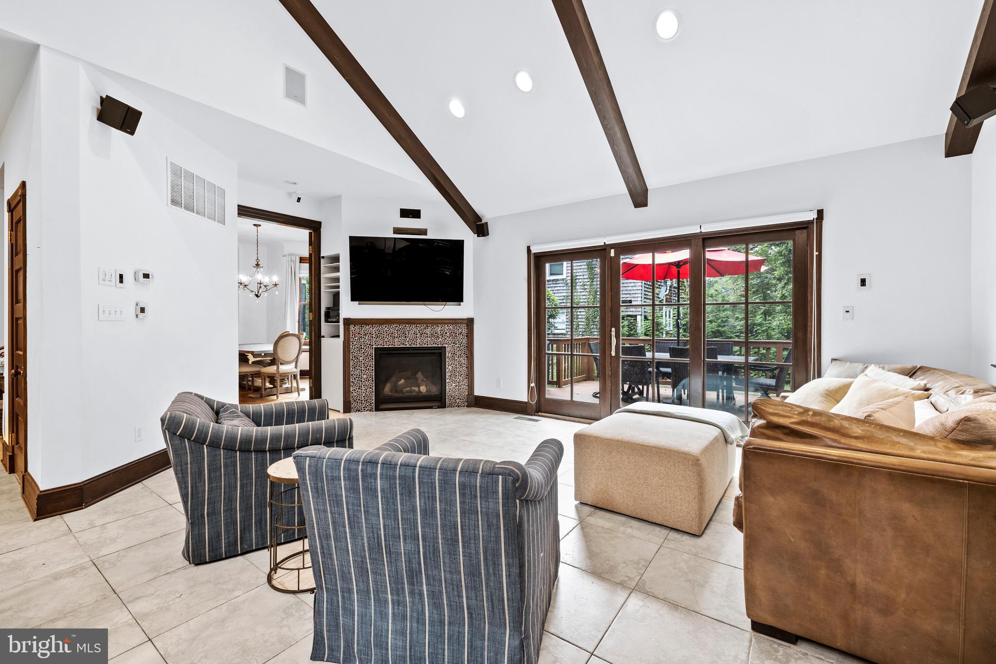 4832 Keswick Road Baltimore, MD 21210 - Photo 14 of 55 Family Room with sliding doors to Deck