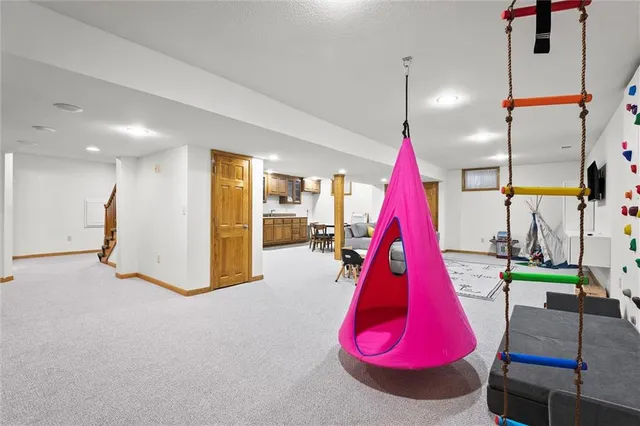 $575,000 | 7621 Lichtenauer Drive, Shawnee, KS 66217