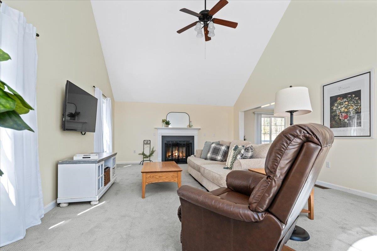 65 Township Road Pelham, NH 03076 - Photo 8 of 22
