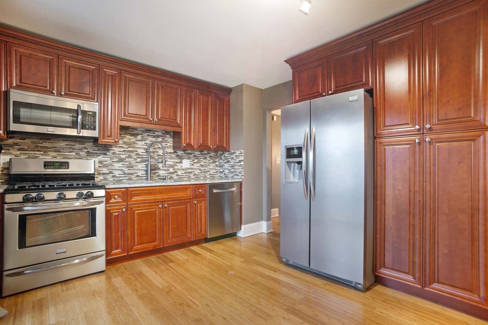 501 North Rohlwing Road Palatine, IL 60074 - Photo 5 of 14 Gallery Image 5