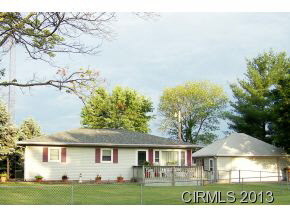 2840 State Rte 19 Peru, IN 46970 - Photo 1 of 11