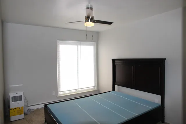 $1,295 | 4190 Packard Street, Unit 4, Ann Arbor, MI 48108