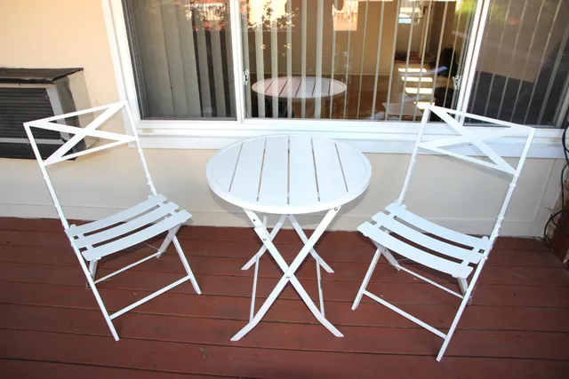 $1,295 | 4190 Packard Street, Unit 4, Ann Arbor, MI 48108