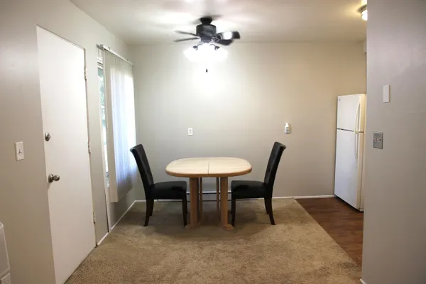 $1,195 | 4190 Packard Street, Unit 4, Ann Arbor, MI 48108