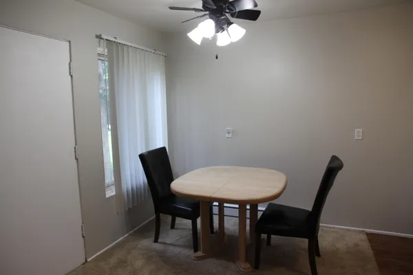 $1,195 | 4190 Packard Street, Unit 4, Ann Arbor, MI 48108