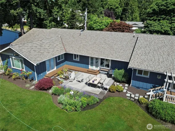 $1,425,000 | 8435 Northeast 147th Place, Kenmore, WA 98028