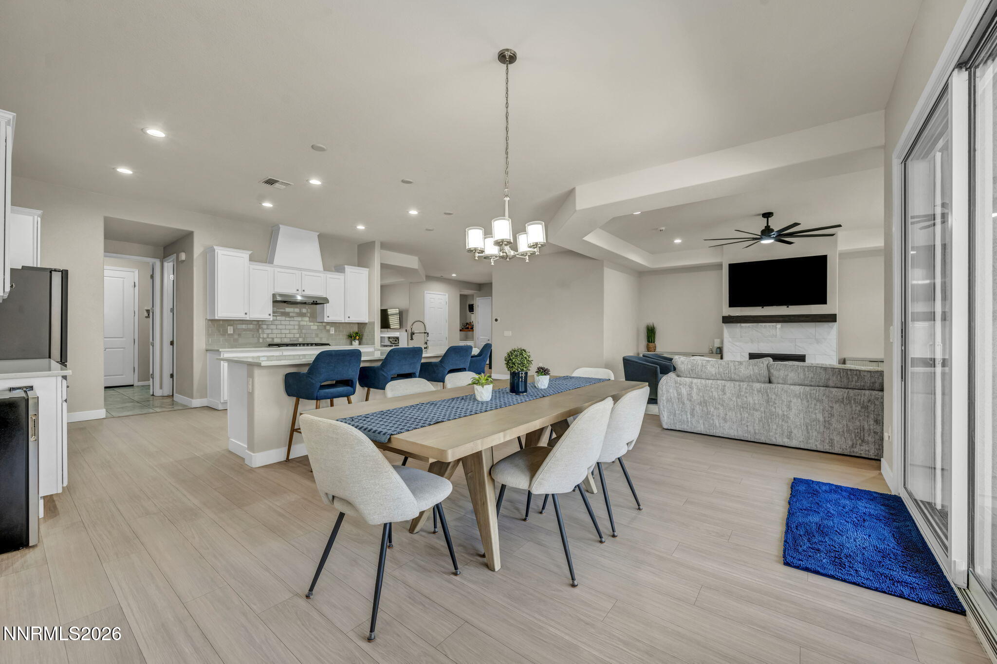 2029 Neviekay Lane Reno, NV 89521 - Photo 28 of 73 Dining area