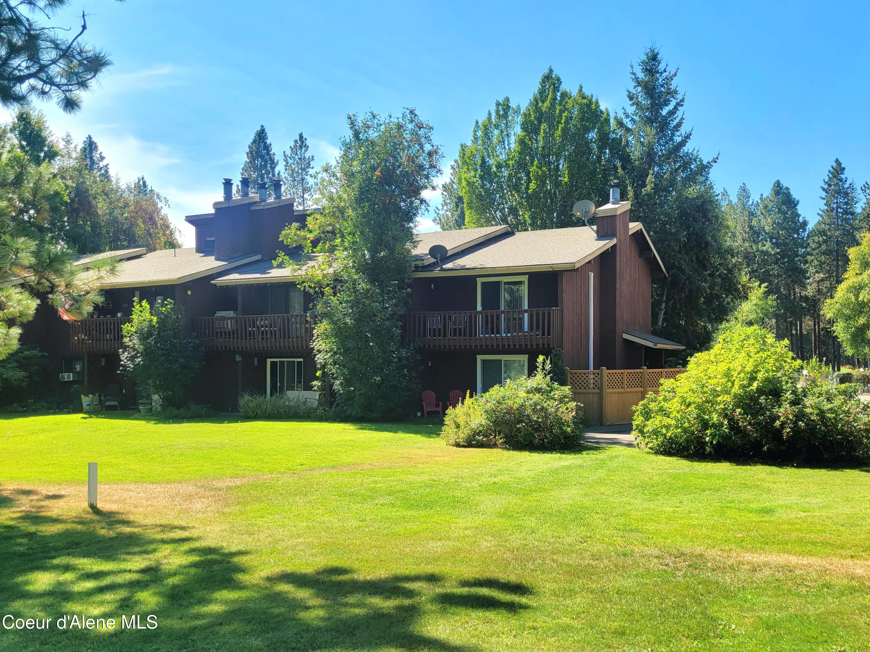 5305 West Fairway Lane, Unit 19 Rathdrum, ID 83858 - Photo 3 of 50 Backyard 3rd Fairway