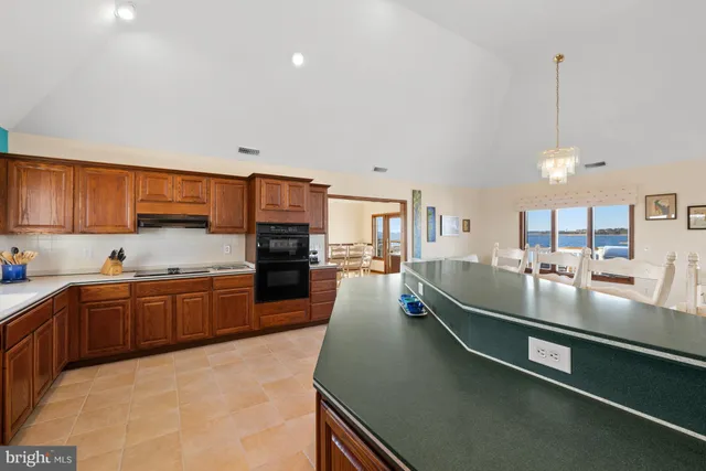 $2,799,000 | 35798 Coastal Highway, Fenwick Island, DE 19944