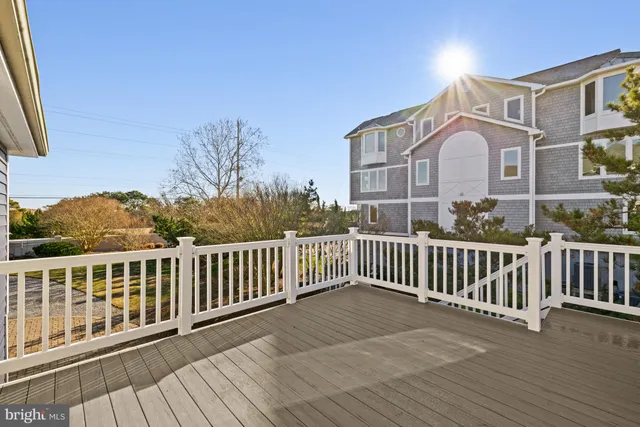 $2,799,000 | 35798 Coastal Highway, Fenwick Island, DE 19944
