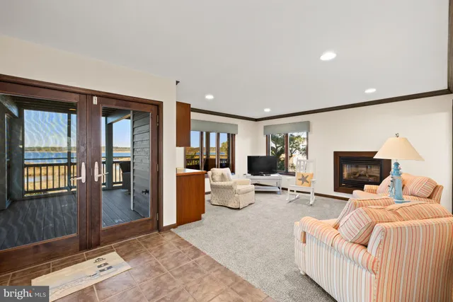 $2,799,000 | 35798 Coastal Highway, Fenwick Island, DE 19944