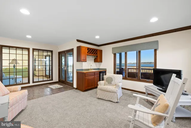 $2,799,000 | 35798 Coastal Highway, Fenwick Island, DE 19944