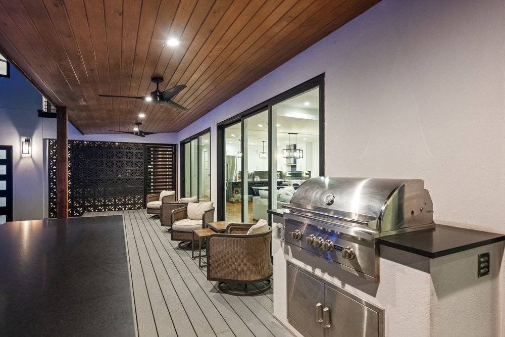 1003 Taffy Court Austin, TX 78704 - Photo 38 of 40 a living room with furniture