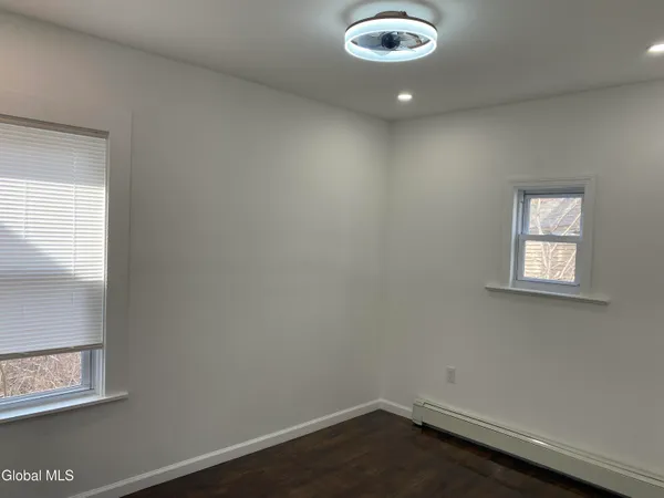 $289,900 | 885 Yorkston Street, Schenectady, NY 12303