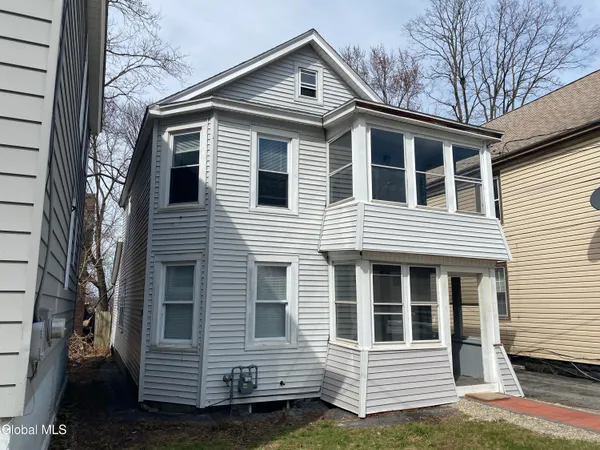 $289,900 | 885 Yorkston Street, Schenectady, NY 12303