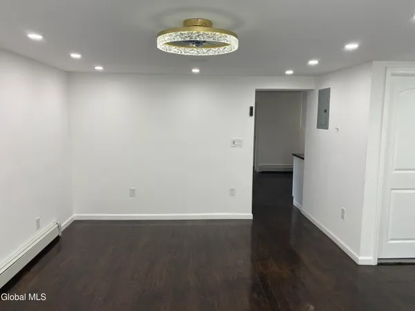 $289,900 | 885 Yorkston Street, Schenectady, NY 12303