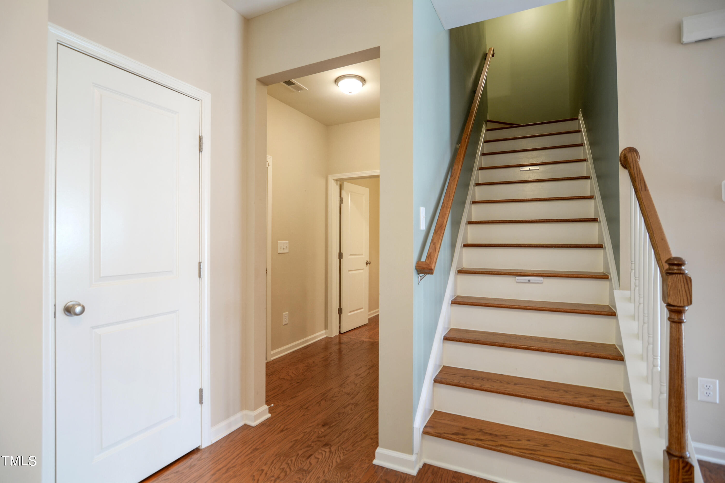 126 Zante Currant Road Durham, NC 27703 - Photo 3 of 28 09