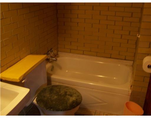 1426 Rutherford Avenue Beechview, PA 15216 - Photo 15 of 18 Full Bath. FULL BATH OFF THE LOWER LEVEL FAMILY ROOM