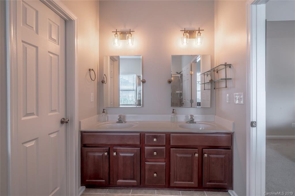 6126 Rockefeller Lane Charlotte, NC 28210 - Photo 22 of 33 Gallery Image 22