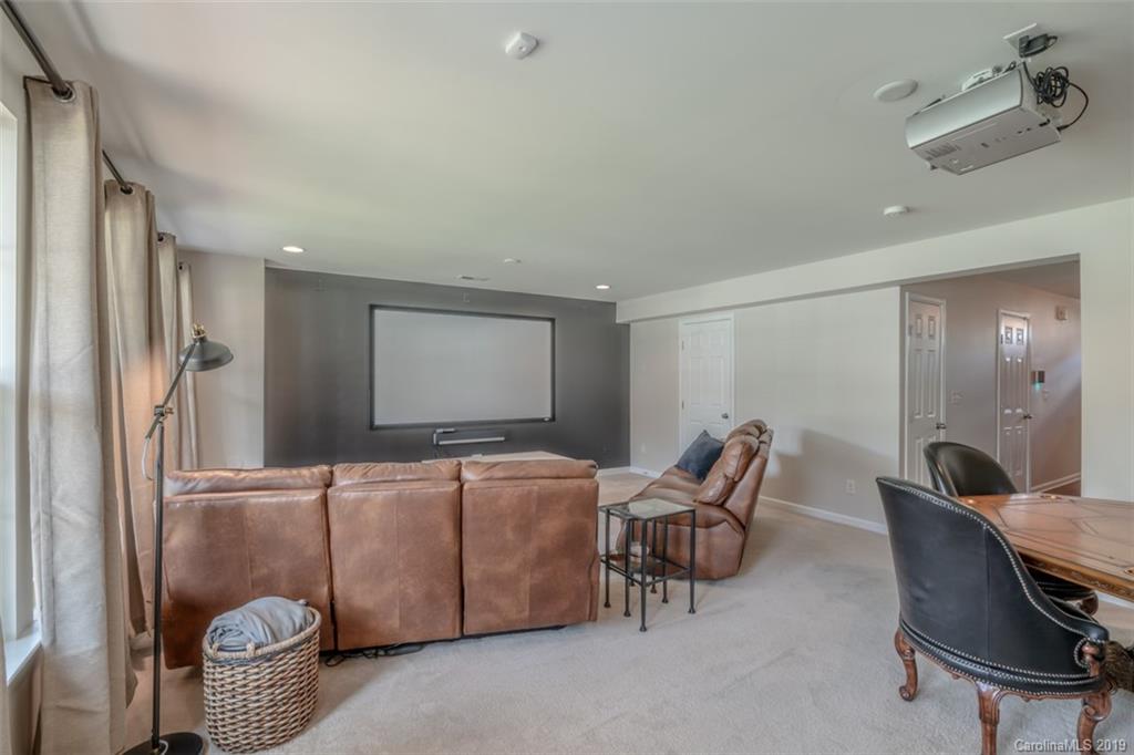 6126 Rockefeller Lane Charlotte, NC 28210 - Photo 5 of 33 Gallery Image 5