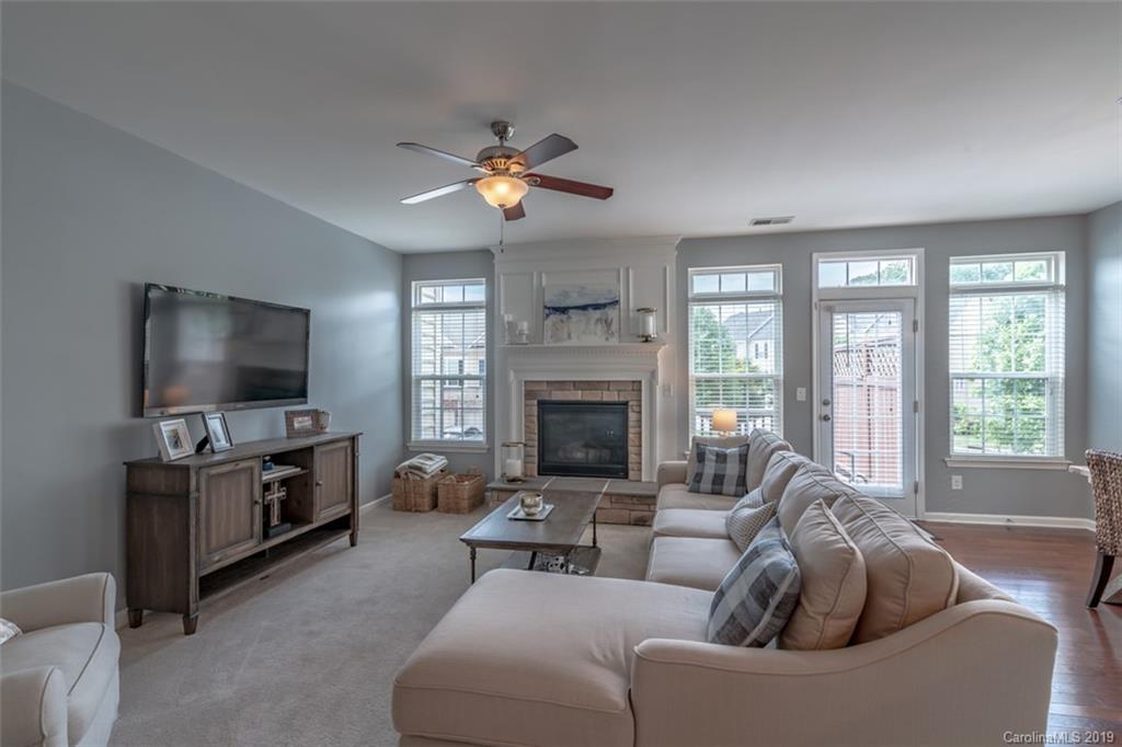 6126 Rockefeller Lane Charlotte, NC 28210 - Photo 7 of 33 Gallery Image 7
