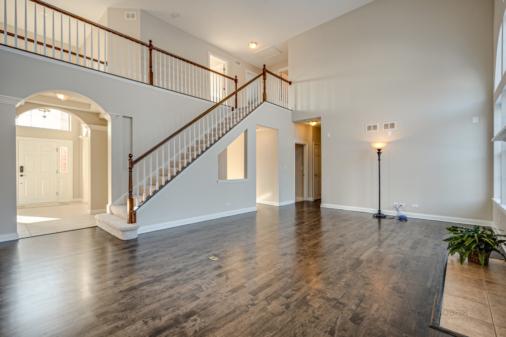 307 Saddle Lane Fox River Grove, IL 60021 - Photo 12 of 53