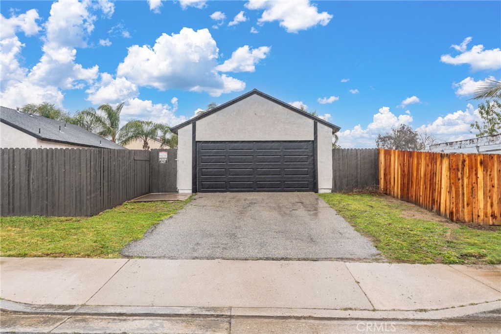 1365 West Etiwanda Avenue Rialto, CA 92376 - Photo 26 of 32