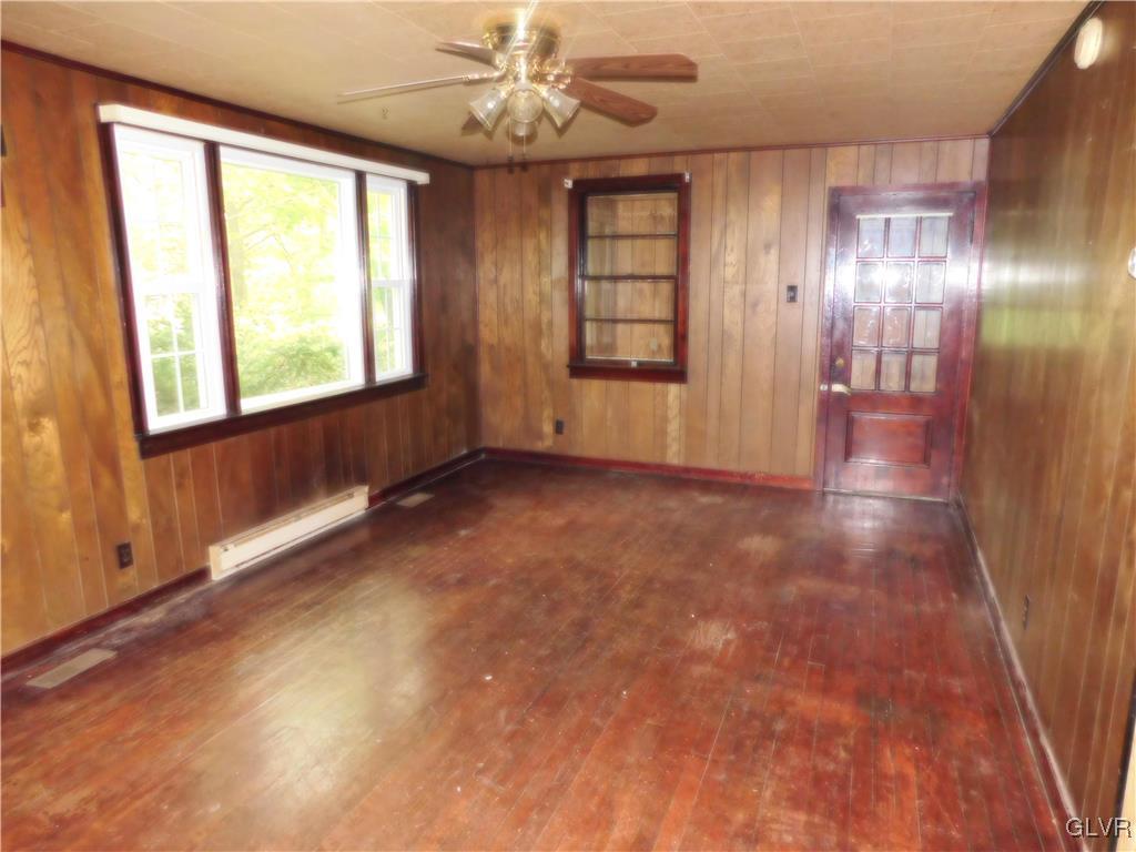 5940 Emmaus Road Emmaus, PA 18049 - Photo 5 of 11 Gallery Image 5