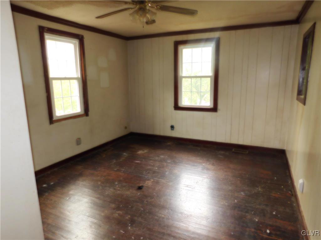 5940 Emmaus Road Emmaus, PA 18049 - Photo 6 of 11 Gallery Image 6