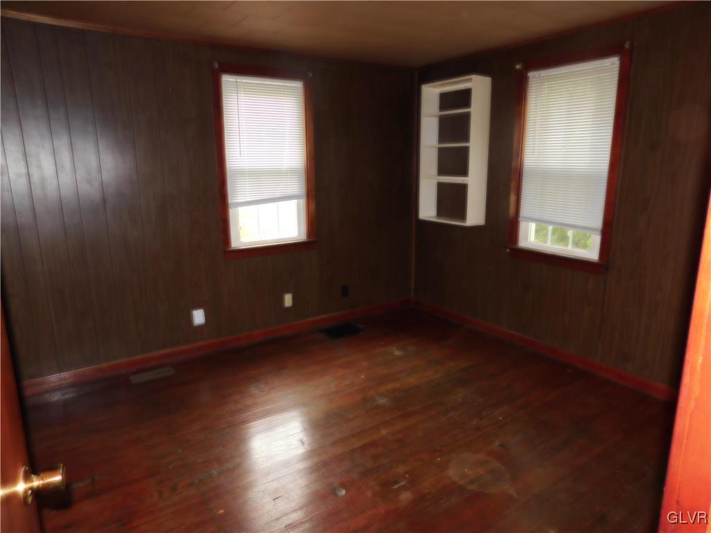 5940 Emmaus Road Emmaus, PA 18049 - Photo 7 of 11 Gallery Image 7