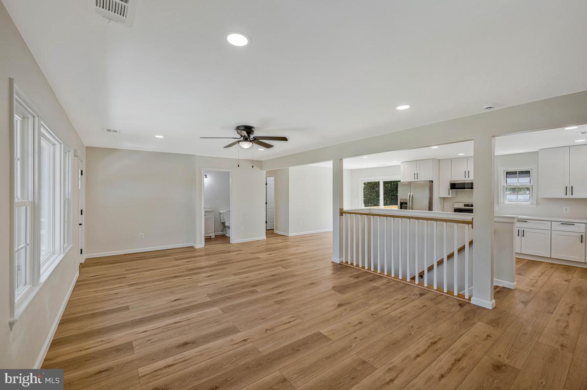13304 Cherry Tree Crossing Road Brandywine, MD 20613 - Photo 29 of 32 Spacious, airy living area awaits you.