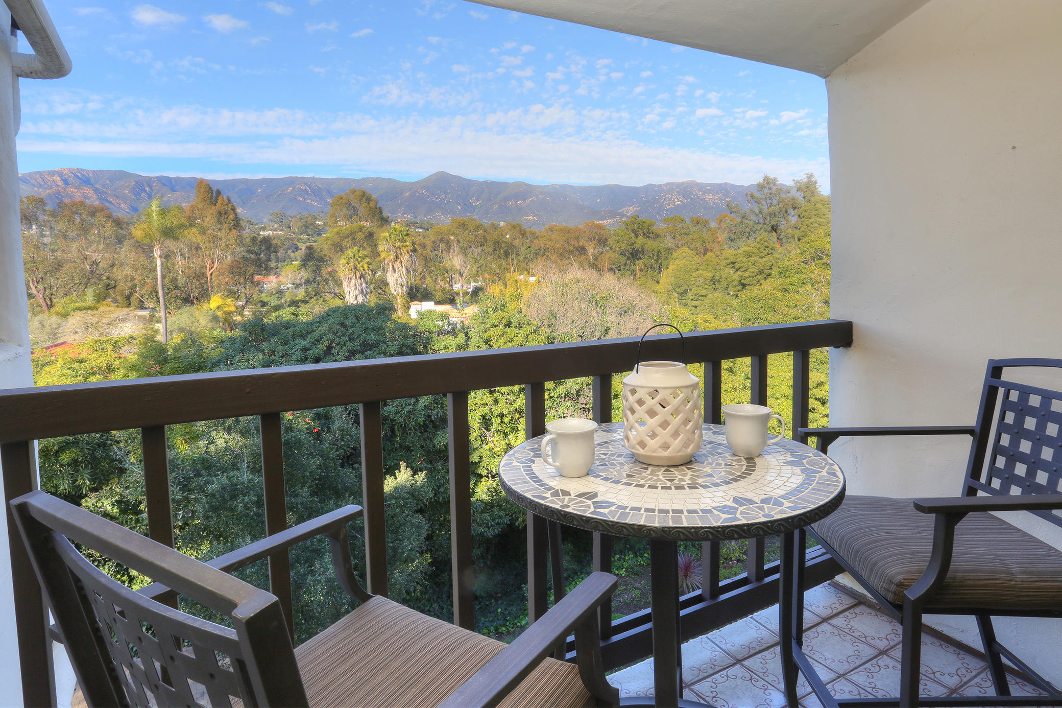 1046 Fairway Road Santa Barbara, CA 93108 - Photo 8 of 27 Mountain Views from every room.