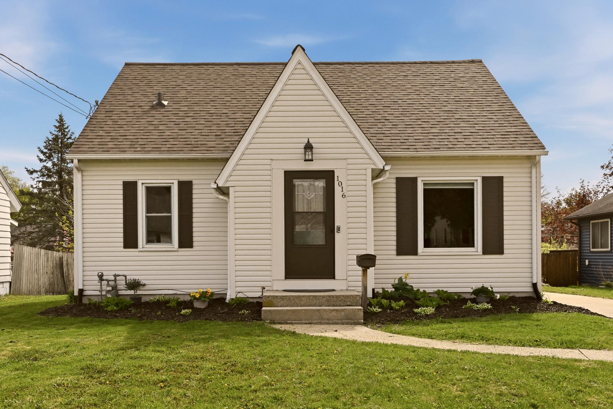 1016 7th Avenue Northwest Rochester, MN 55901 - Photo 1 of 1 Gallery Image 1