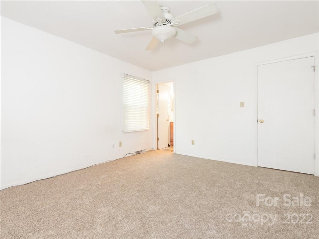 1135 Berry Ridge Road Charlotte, NC 28270 - Photo 26 of 38 Gallery Image 26