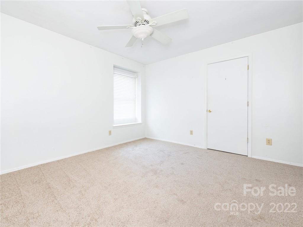 1135 Berry Ridge Road Charlotte, NC 28270 - Photo 27 of 38 Gallery Image 27