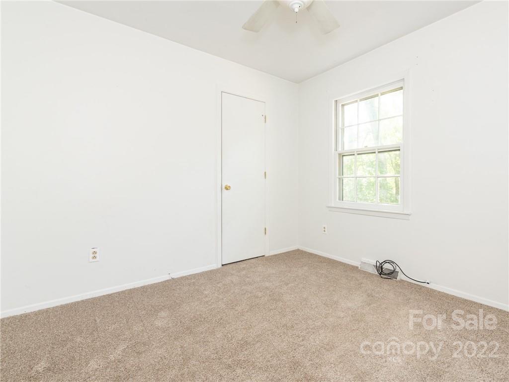 1135 Berry Ridge Road Charlotte, NC 28270 - Photo 29 of 38 Gallery Image 29